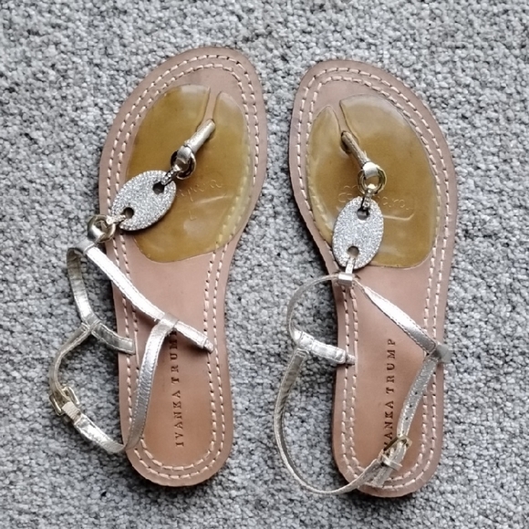 Ivanka Trump Silver Sandals with Minimalist Design - Picture 1 of 5